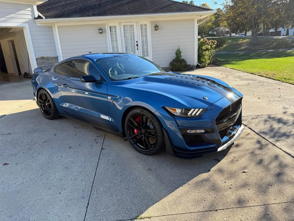 2020 Ford GT 2nd Gen - Image 2 of 20