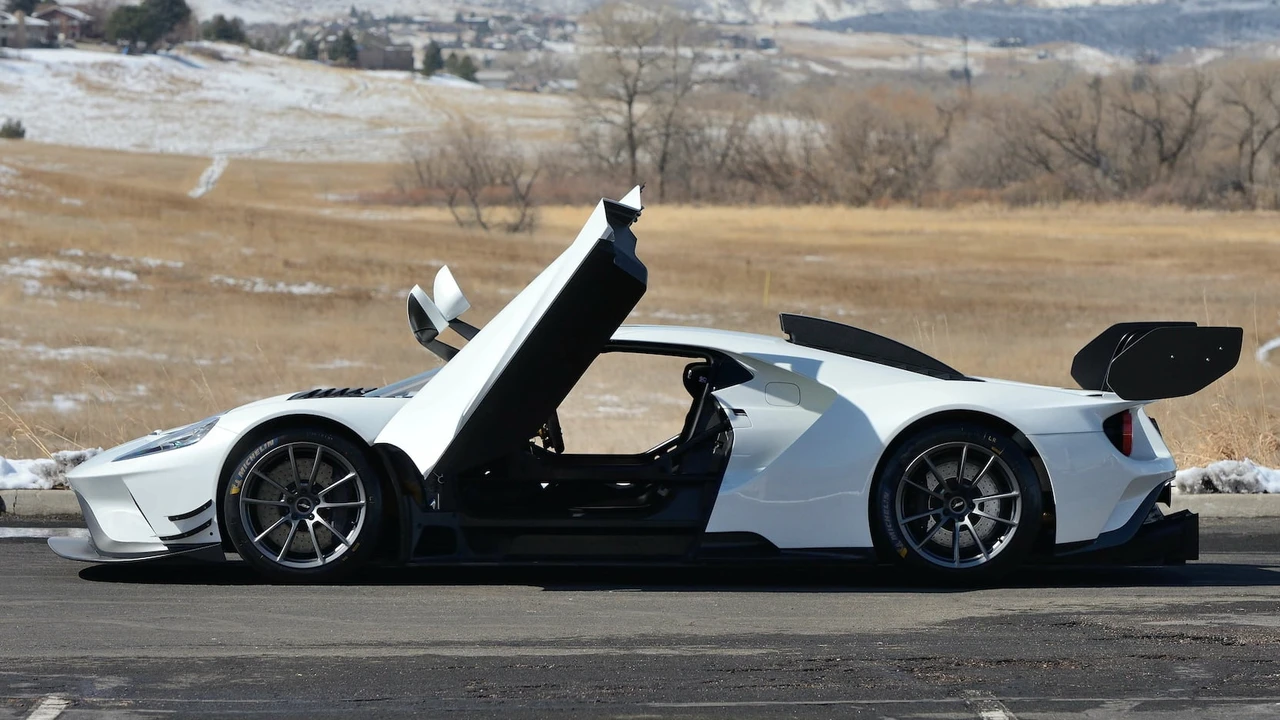 2020 Ford GT 2nd Gen - Image 8 of 27