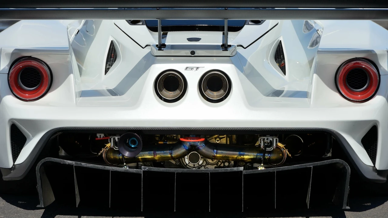 2020 Ford GT 2nd Gen - Image 18 of 27