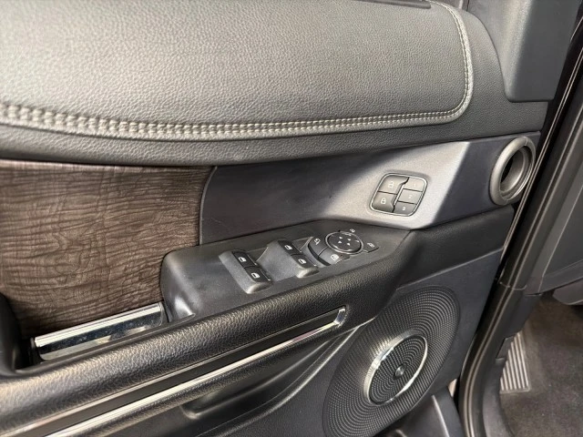 2020 Ford Expedition 4th Gen - Image 17 of 21