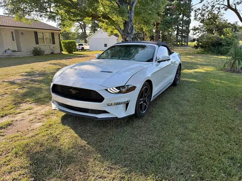 2020 Ford Mustang Convertible 2D