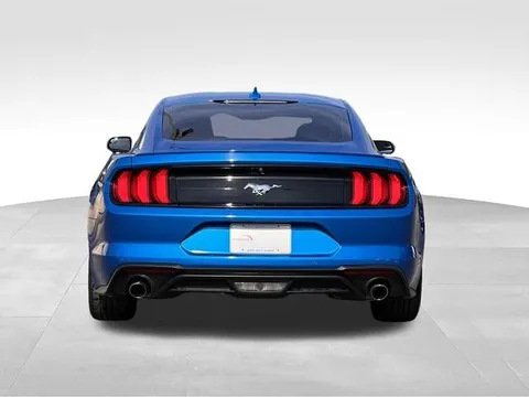2020 Ford Mustang EcoBoost