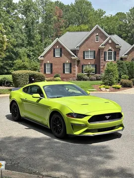 2020 Ford Mustang EcoBoost Coupe 2D