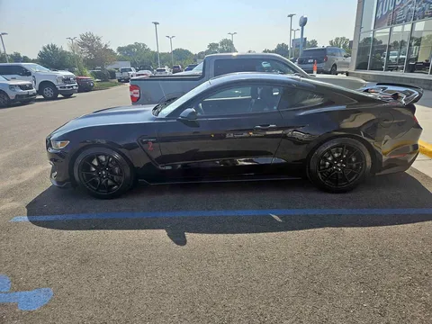2020 Ford Mustang Shelby GT350 Coupe 2D