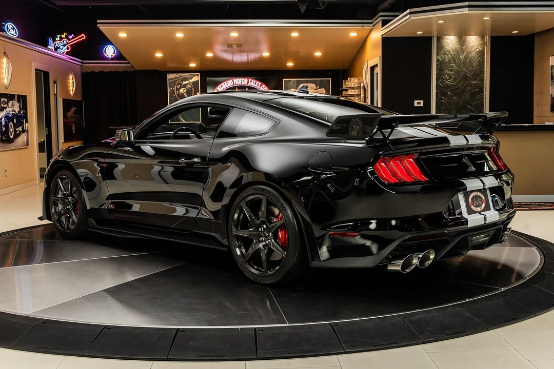 2020 Ford - Image 16 of 24