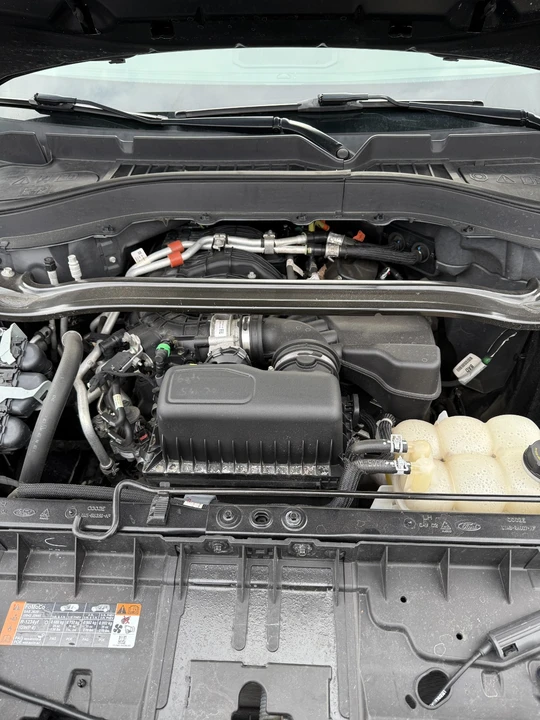 2020 Ford Explorer 6th Gen - Image 8 of 16