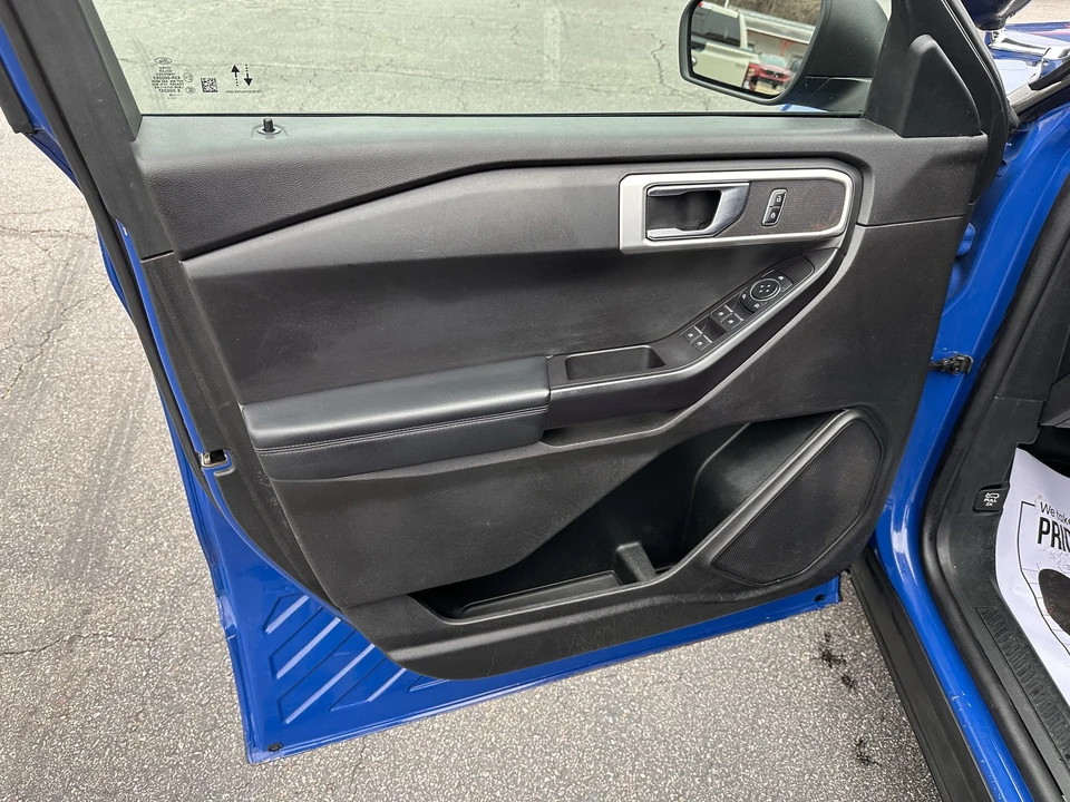 2020 Ford Explorer 6th Gen - Image 9 of 12