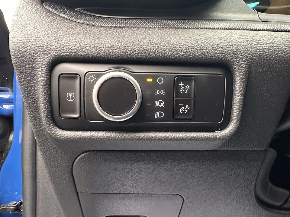 2020 Ford Explorer 6th Gen - Image 19 of 21
