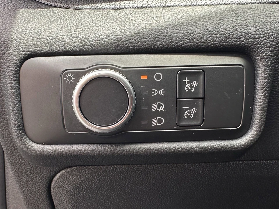 2020 Ford Explorer 6th Gen - Image 18 of 27
