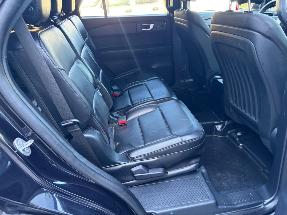 2020 Ford Explorer 6th Gen - Image 13 of 16