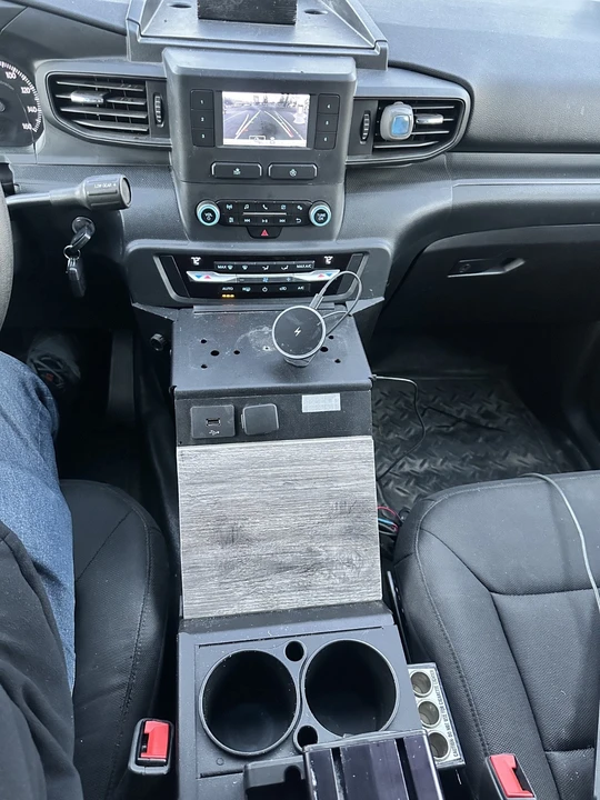 2020 Ford Explorer 6th Gen - Image 20 of 21