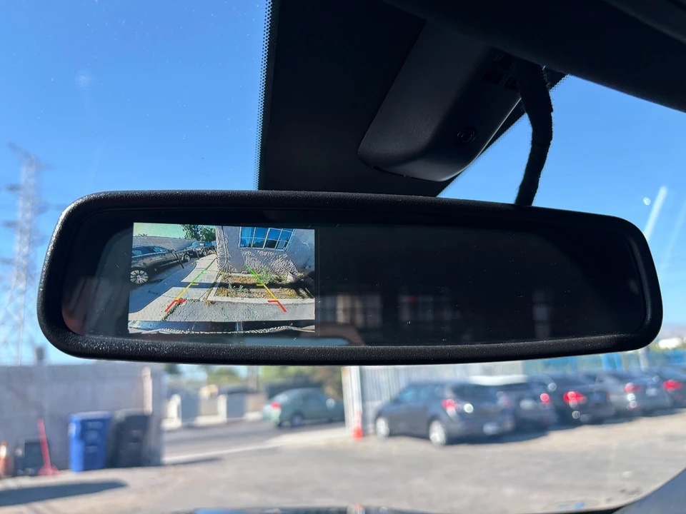 2020 Ford Explorer 6th Gen - Image 17 of 25