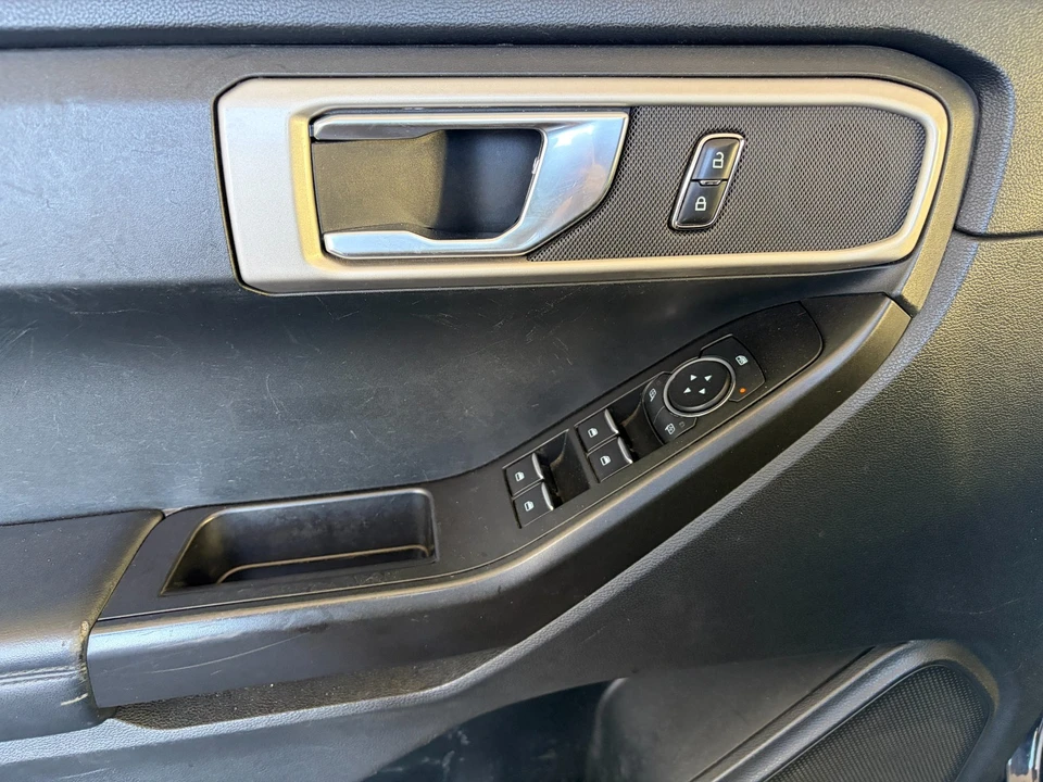2020 Ford Explorer 6th Gen - Image 20 of 25