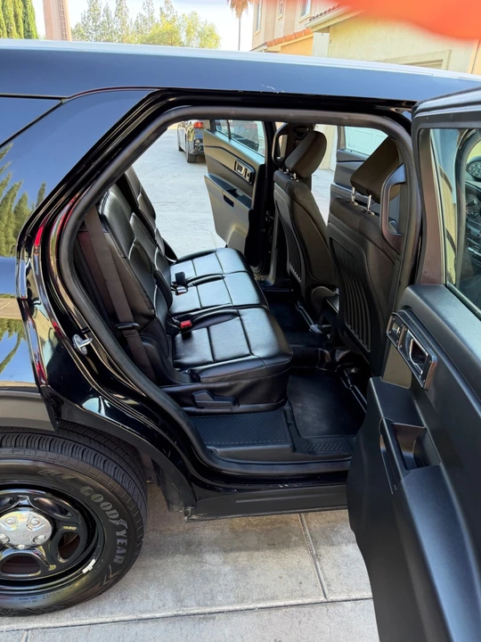 2020 Ford Explorer 6th Gen - Image 17 of 31