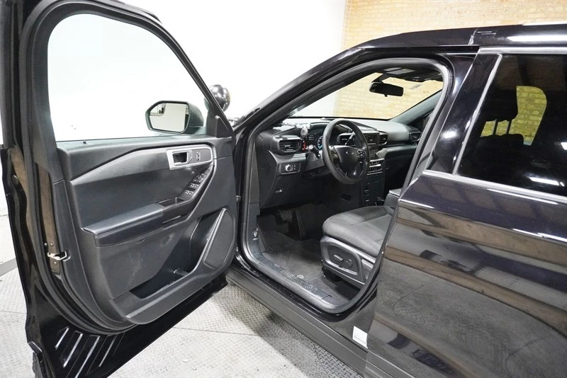 2020 Ford Explorer 6th Gen - Image 19 of 21