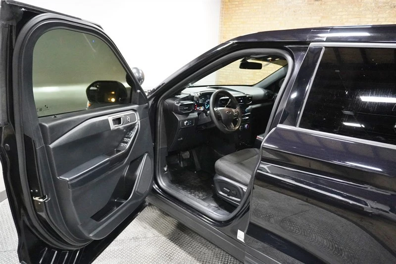 2020 Ford Explorer 6th Gen - Image 19 of 21