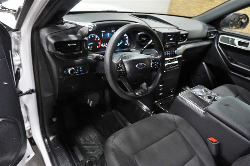 2020 Ford Explorer 6th Gen - Image 20 of 21