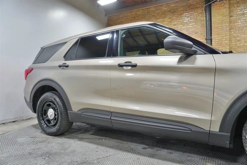2020 Ford Explorer 6th Gen - Image 9 of 12