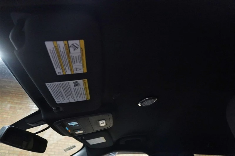 2020 Ford Explorer 6th Gen - Image 24 of 31
