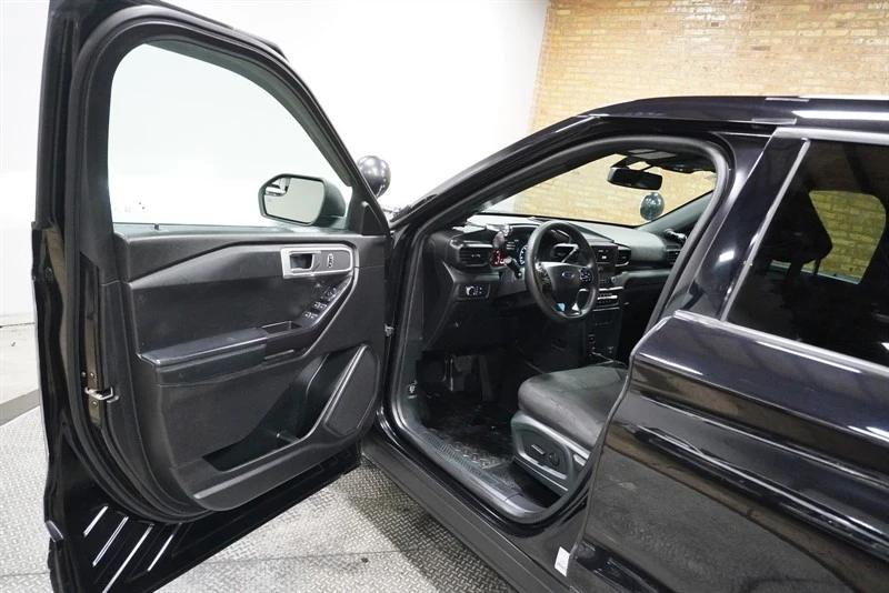 2020 Ford Explorer 6th Gen - Image 19 of 21
