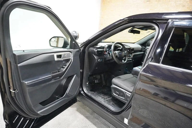 2020 Ford Explorer 6th Gen - Image 19 of 21