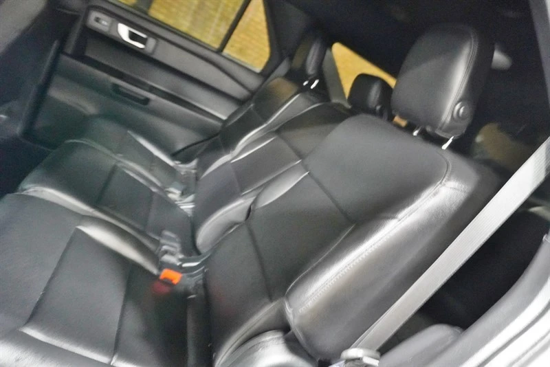 2020 Ford Explorer 6th Gen - Image 30 of 31