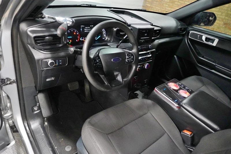 2020 Ford Explorer 6th Gen - Image 19 of 31
