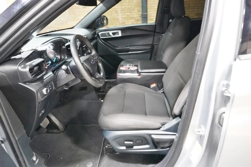2020 Ford Explorer 6th Gen - Image 20 of 31