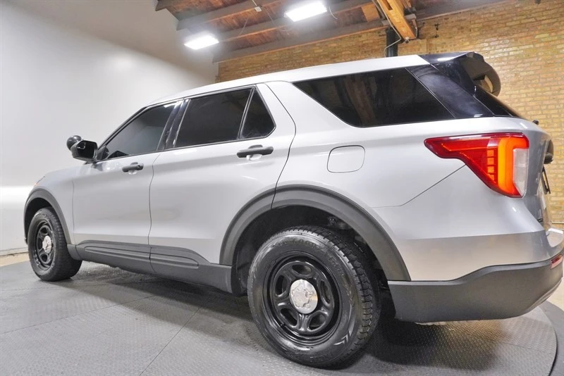 2020 Ford Explorer 6th Gen - Image 16 of 31