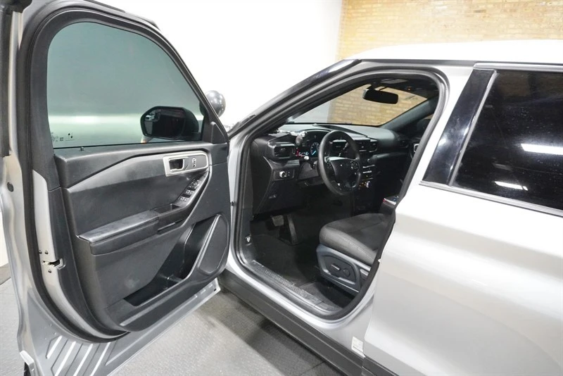 2020 Ford Explorer 6th Gen - Image 18 of 31