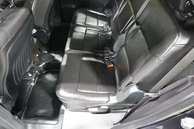 2020 Ford Explorer 6th Gen - Image 28 of 31