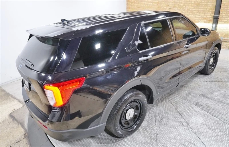 2020 Ford Explorer 6th Gen - Image 9 of 31