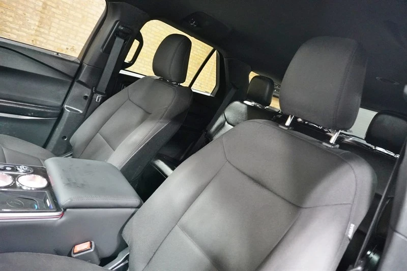 2020 Ford Explorer 6th Gen - Image 21 of 31
