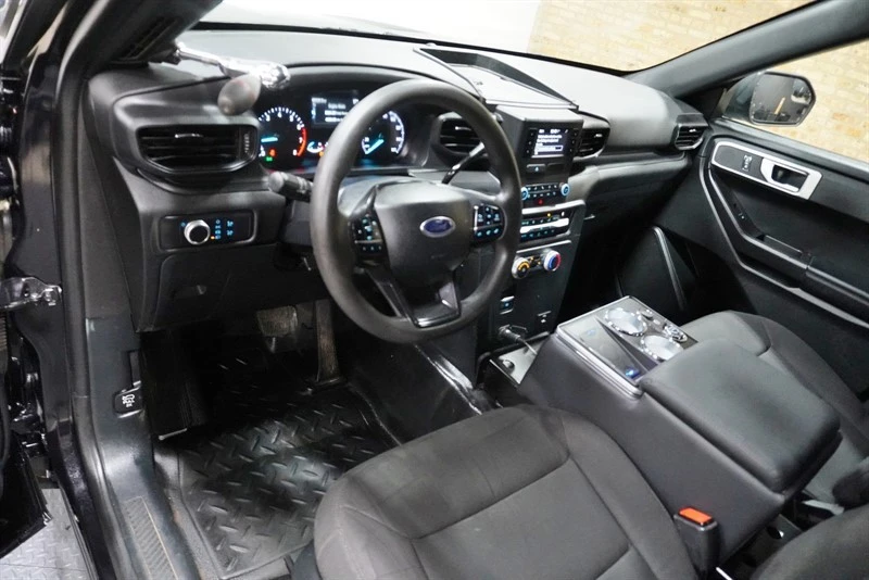 2020 Ford Explorer 6th Gen - Image 20 of 31