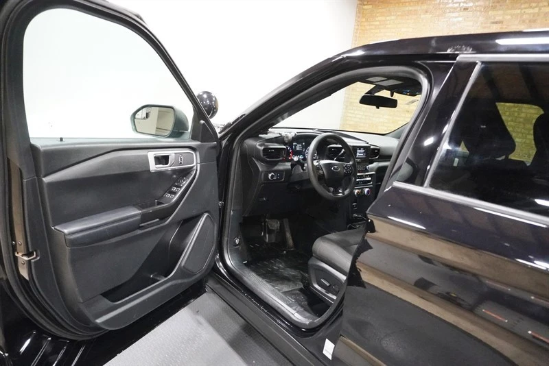 2020 Ford Explorer 6th Gen - Image 19 of 31