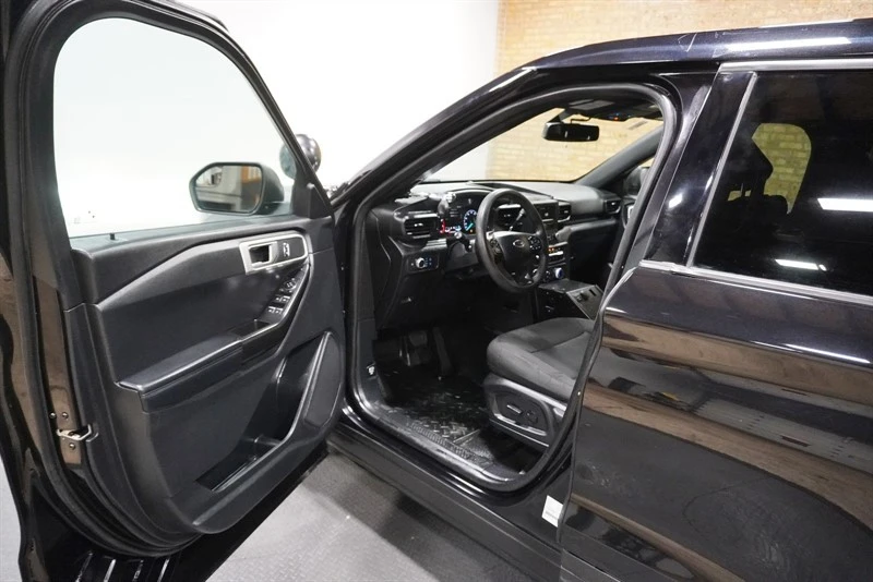 2020 Ford Explorer 6th Gen - Image 19 of 21