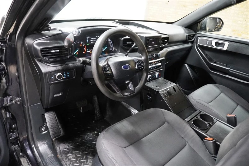 2020 Ford Explorer 6th Gen - Image 20 of 21