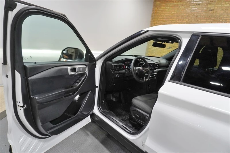 2020 Ford Explorer 6th Gen - Image 19 of 21