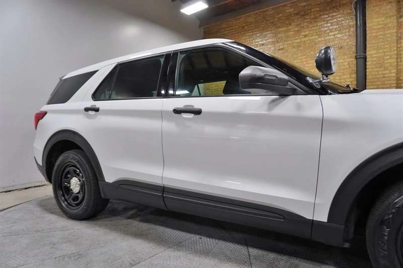 2020 Ford Explorer 6th Gen - Image 9 of 12