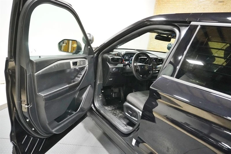 2020 Ford Explorer 6th Gen - Image 20 of 21