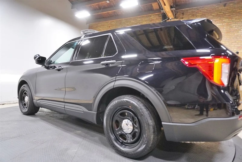 2020 Ford Explorer 6th Gen - Image 17 of 21