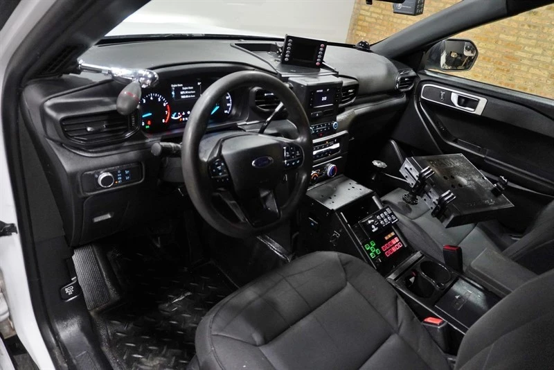 2020 Ford Explorer 6th Gen - Image 20 of 21