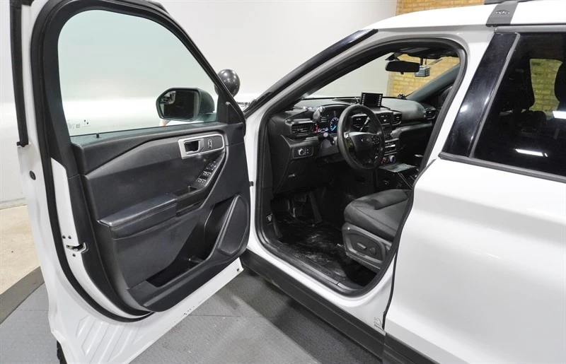2020 Ford Explorer 6th Gen - Image 19 of 21