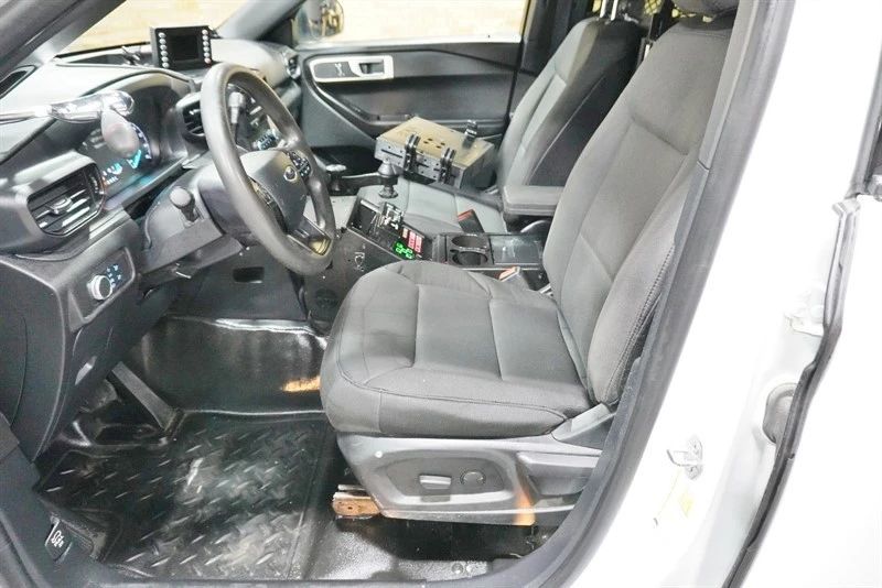 2020 Ford Explorer 6th Gen - Image 21 of 21