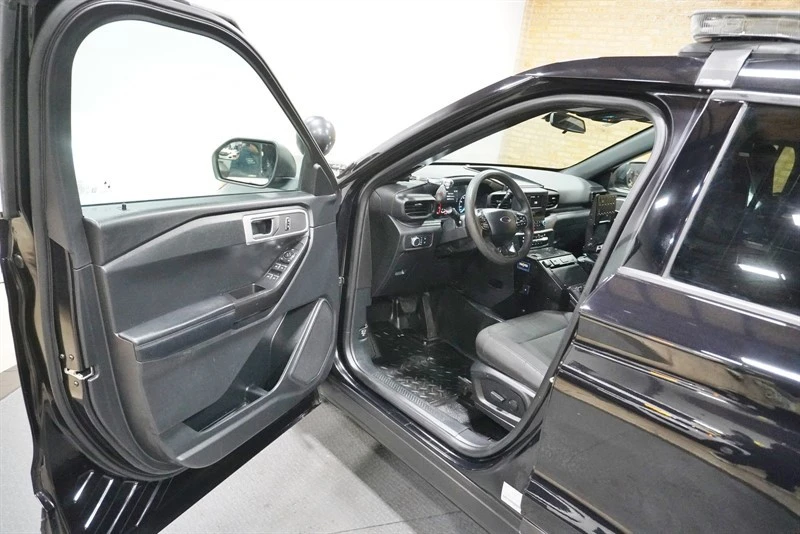 2020 Ford Explorer 6th Gen - Image 20 of 21