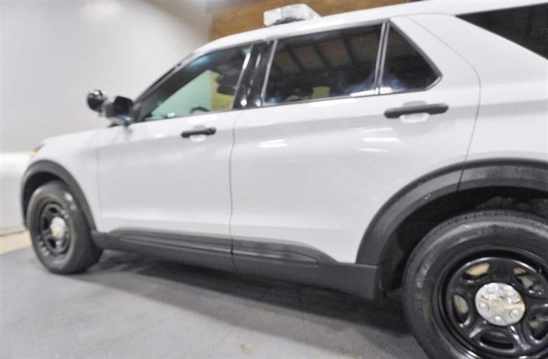2020 Ford Explorer 6th Gen - Image 19 of 21