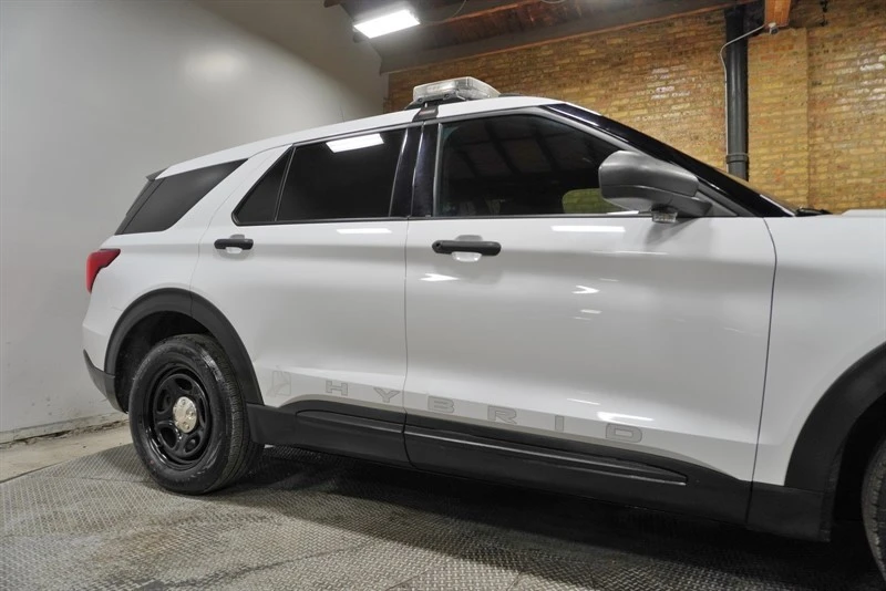2020 Ford Explorer 6th Gen - Image 9 of 12