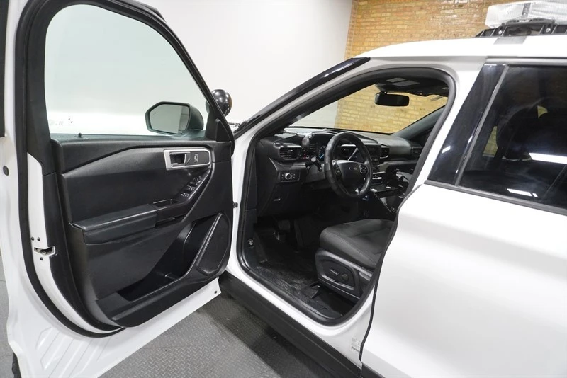 2020 Ford Explorer 6th Gen - Image 20 of 21