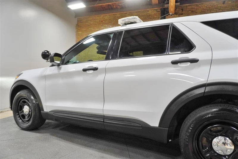 2020 Ford Explorer 6th Gen - Image 19 of 21
