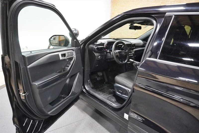 2020 Ford Explorer 6th Gen - Image 19 of 21